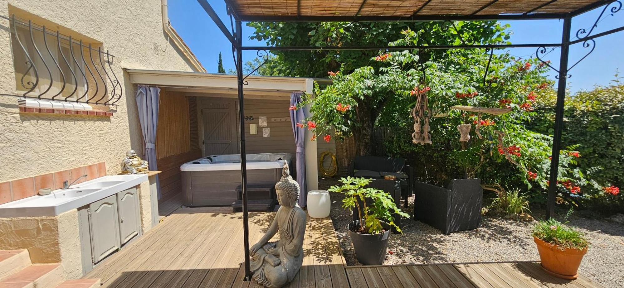 Gite Lapaz/Jacuzzi Prive/Piscine 드라기냥 외부 사진